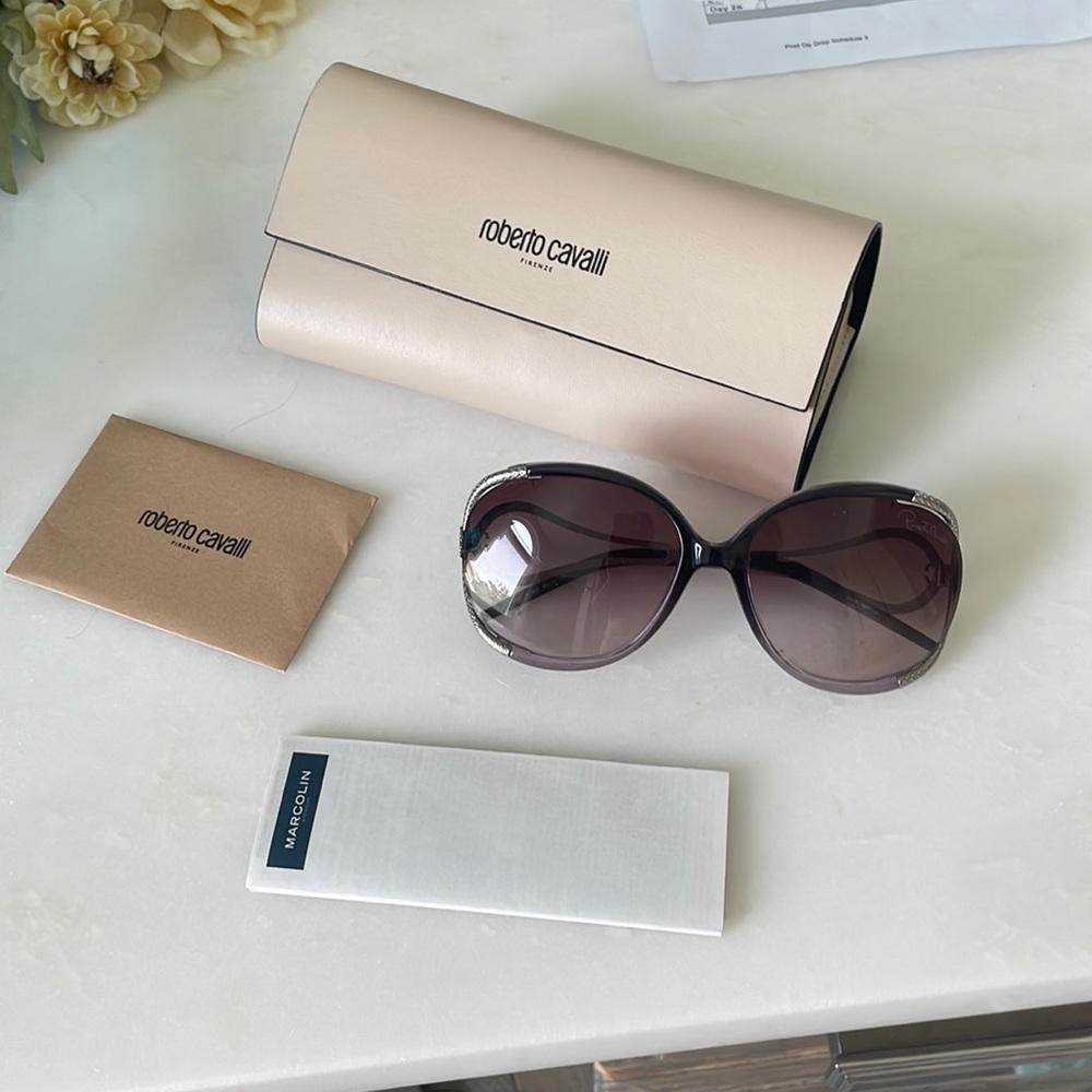 Beautiful Roberto Cavalli sunglasses